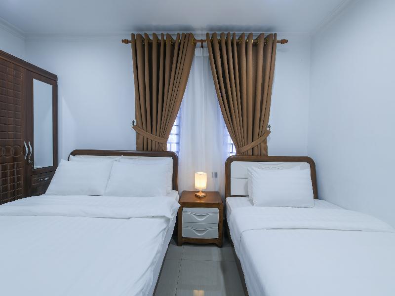 Super OYO Capital O 90543 Sp Star Hotel image