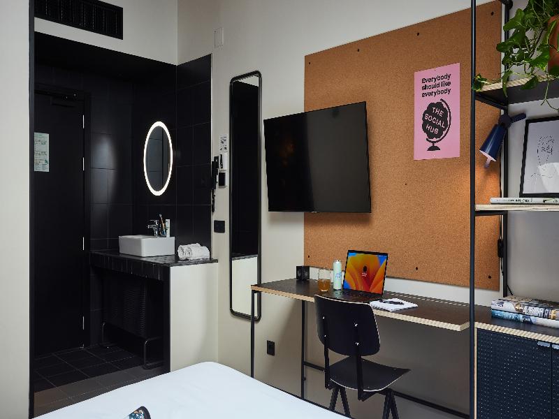 room detail thumbnail 0