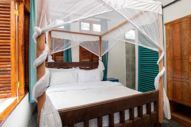 Asante Sana Beach Cottages image