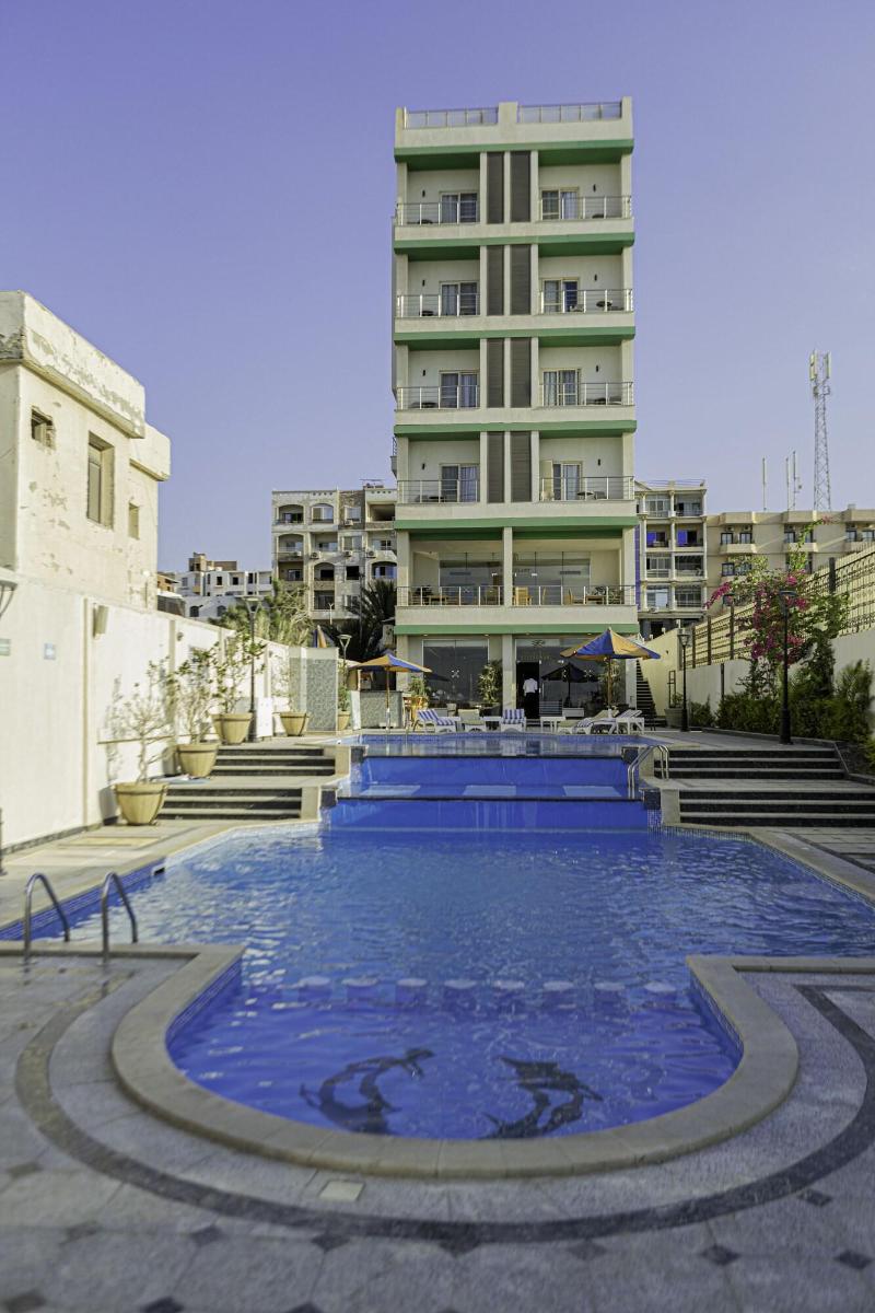 Tiba Rose Plaza image
