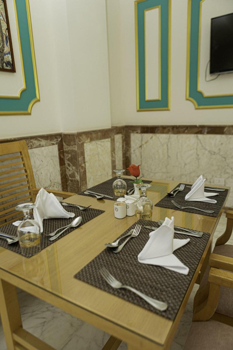 Tiba Rose Plaza image