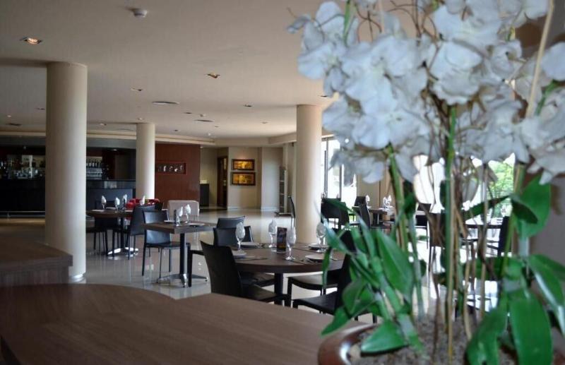 7 Saltos Resort image