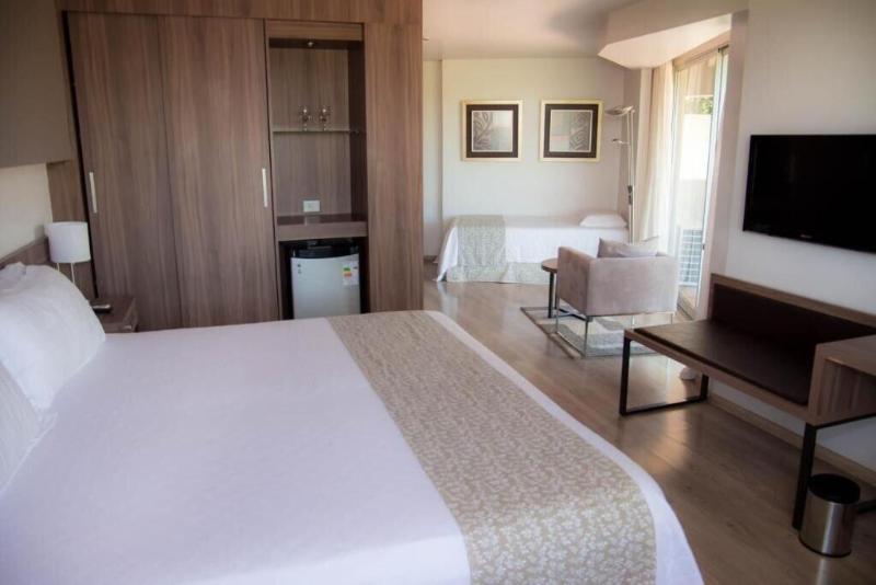 7 Saltos Resort image