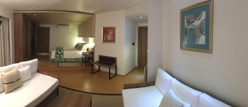 7 Saltos Resort image