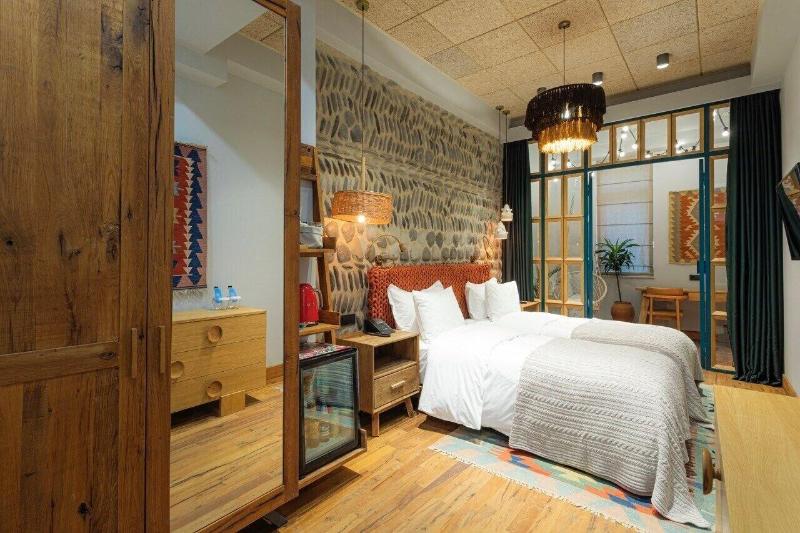 Khedi Hotel image
