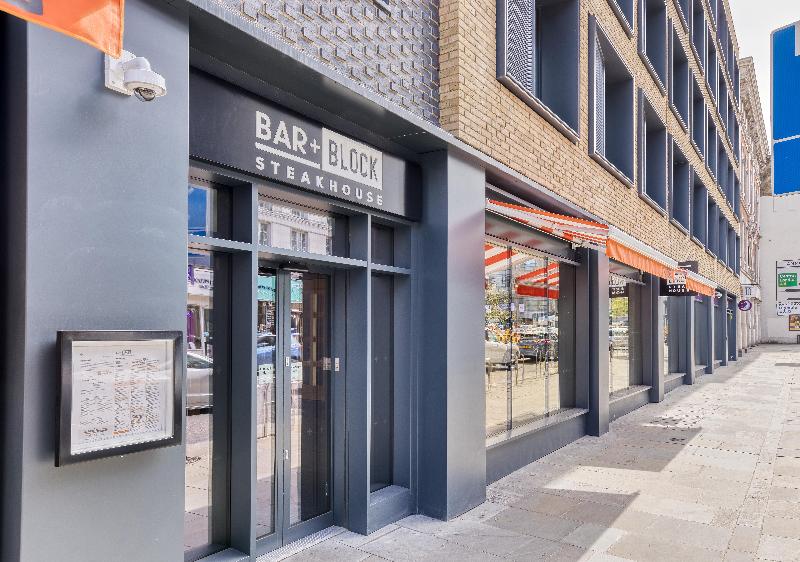 Premier Inn London Hammersmith Shepherds Bush Rd