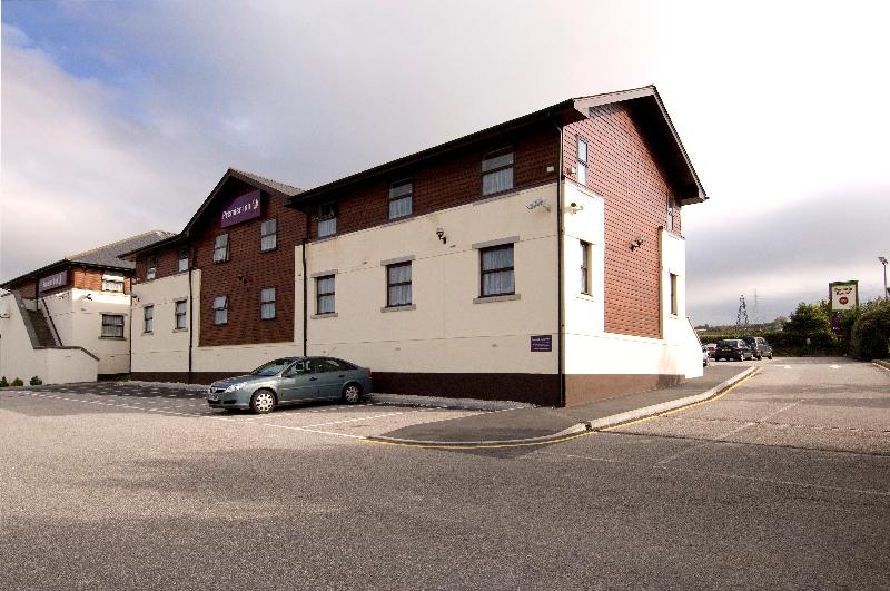 Premier Inn Newquay - A30/Fraddon image