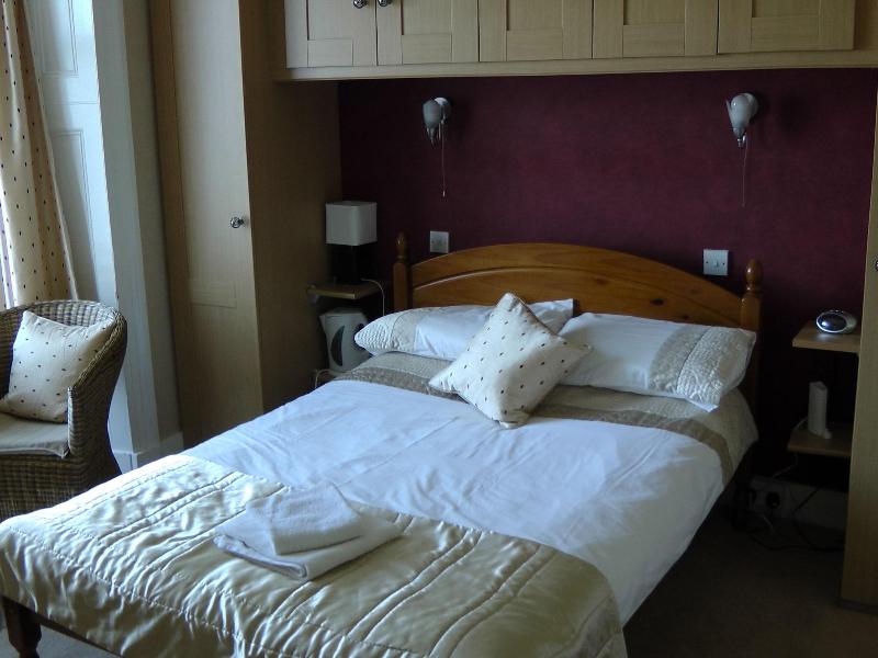 Beeches Guest House image