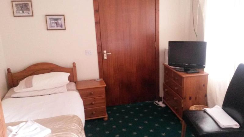 Beeches Guest House image