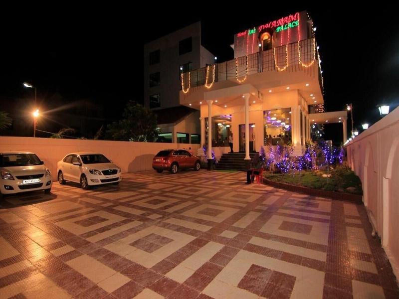 Hotel Sai Dharam Palace