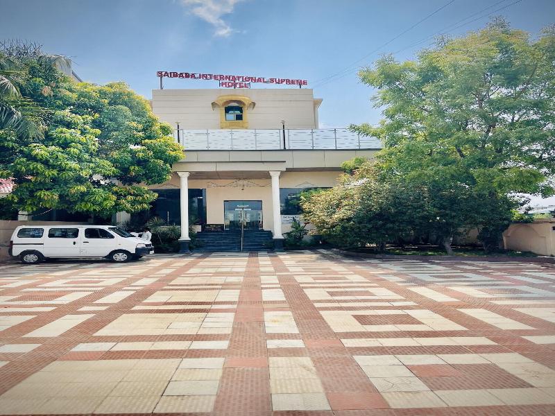 Hotel Sai Dharam Palace