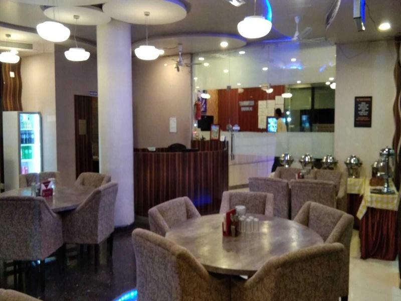 Hotel Sai Dharam Palace