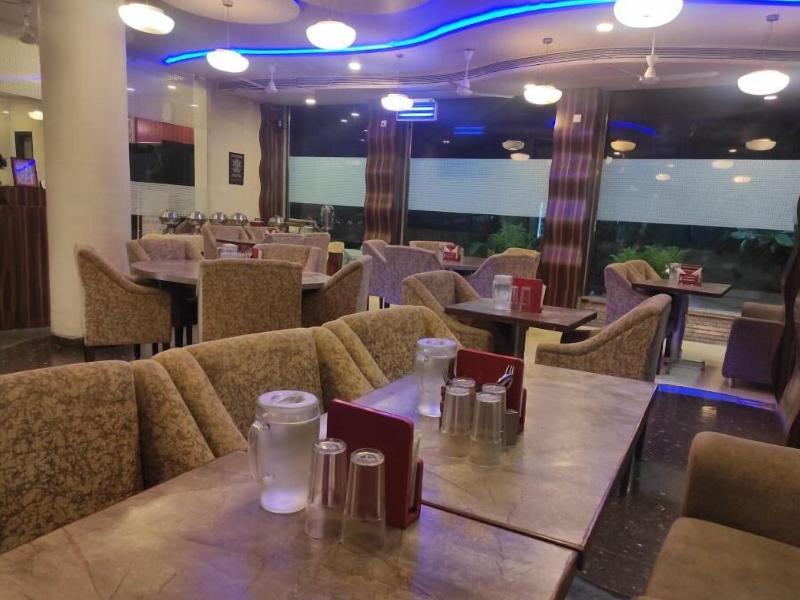 Hotel Sai Dharam Palace