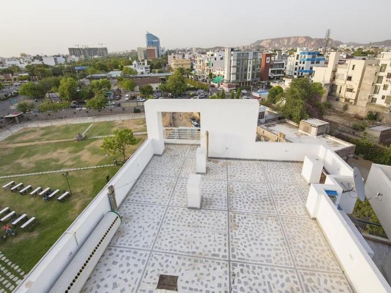 Tuma Club House image