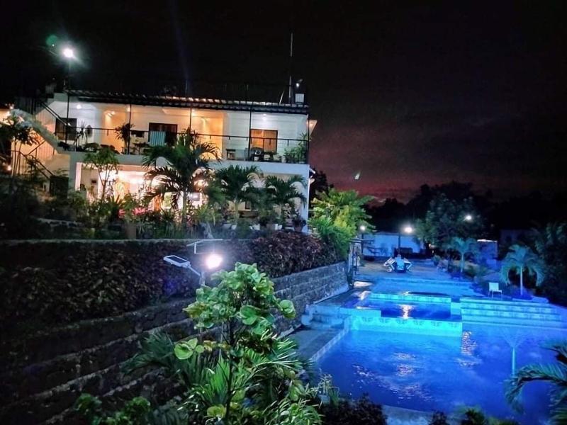 Casa De Robles image