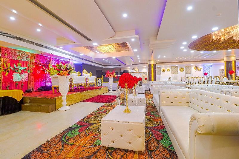 FabHotel Prime Z Grand image