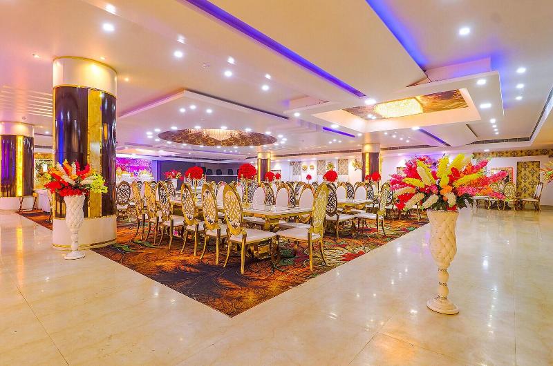 FabHotel Prime Z Grand image