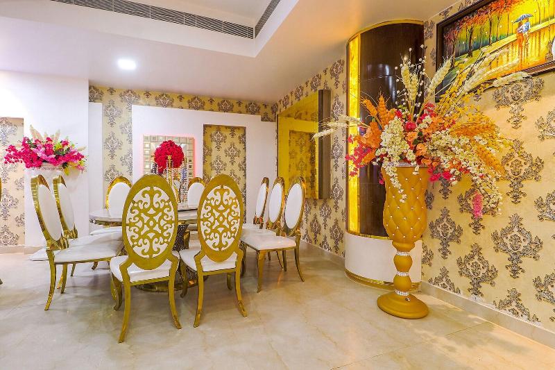 FabHotel Prime Z Grand image