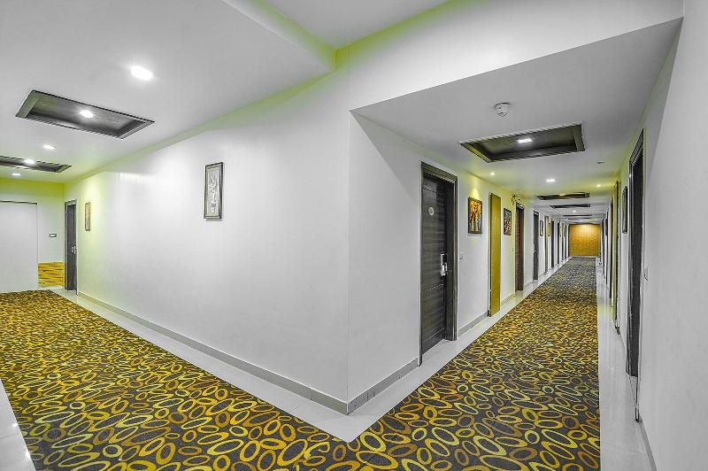 FabHotel Prime Z Grand image