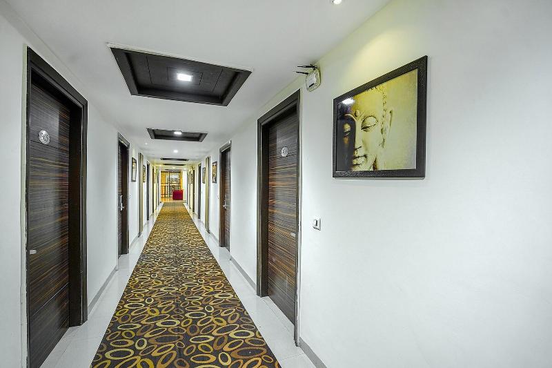 FabHotel Prime Z Grand image