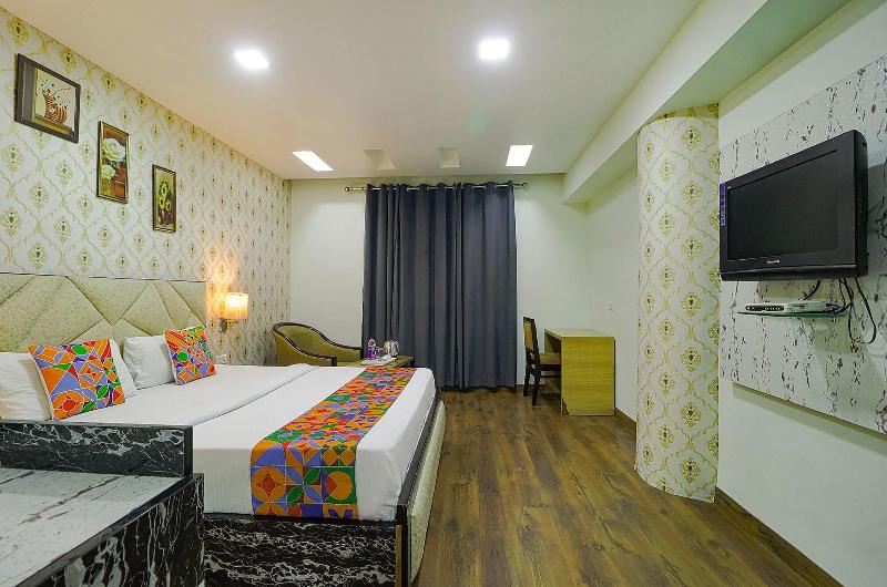 FabHotel Prime Z Grand image