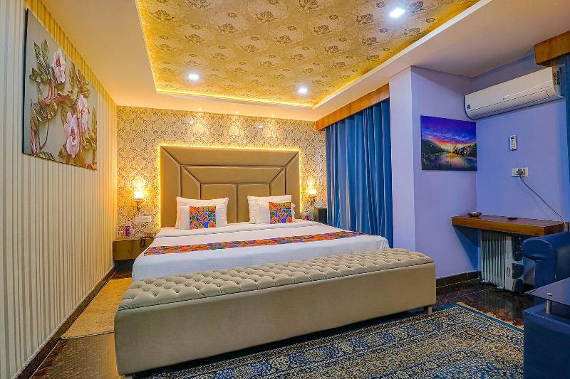 FabHotel Prime Z Grand image