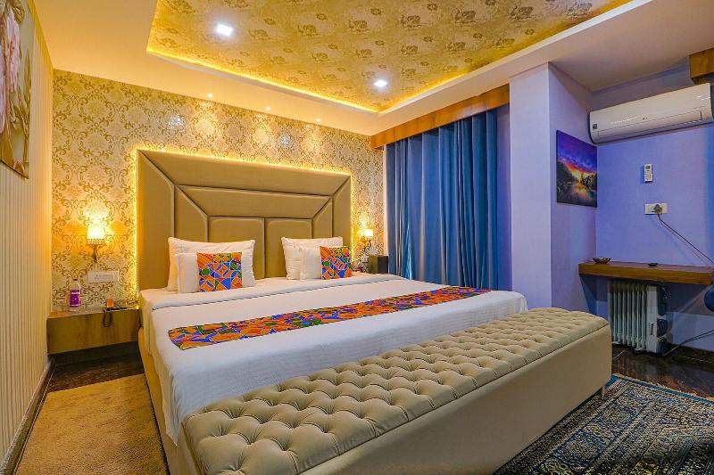 FabHotel Prime Z Grand image