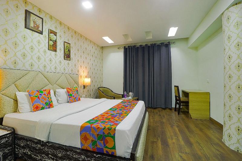FabHotel Prime Z Grand image