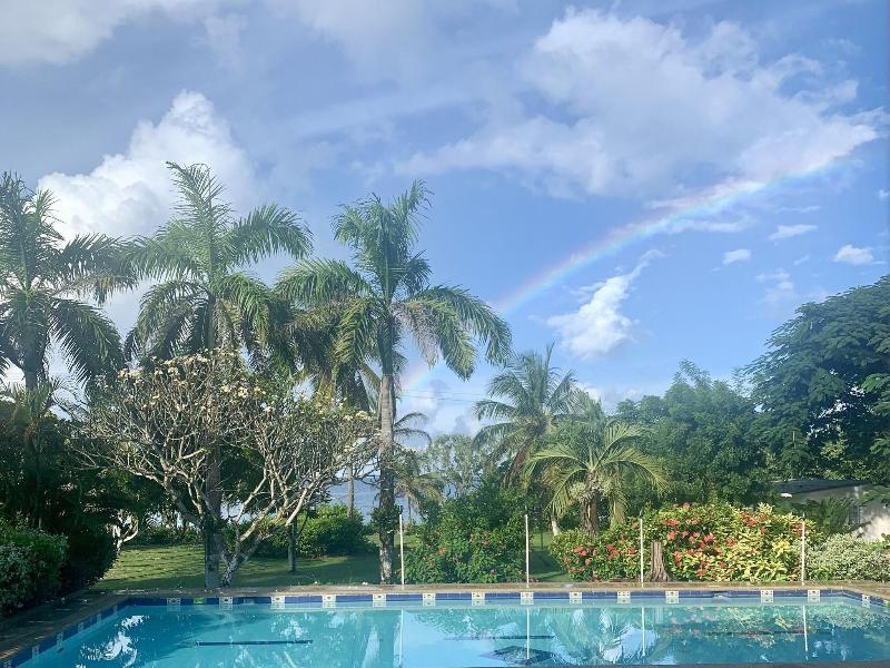 Casa de las Flores Tropical Lodge image