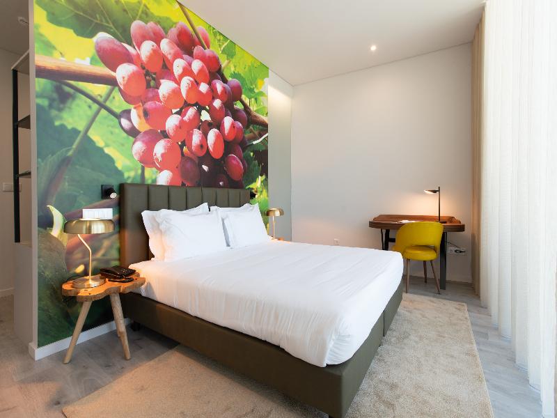 Grapple Hotel Spa image