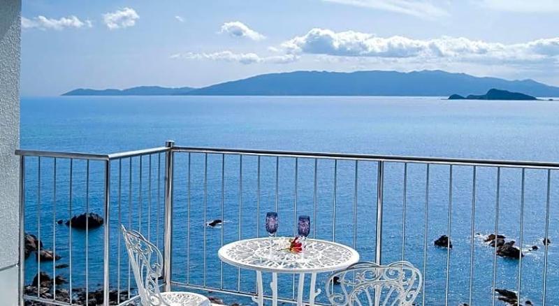 Daikoku Resort Hotel - Image 2