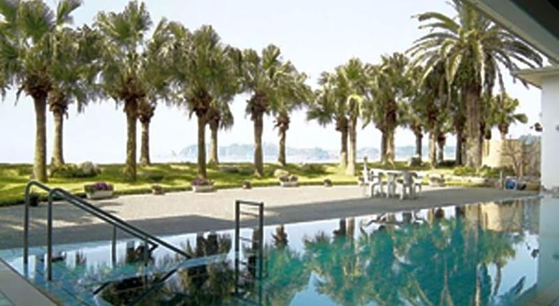 Daikoku Resort Hotel - Image 10