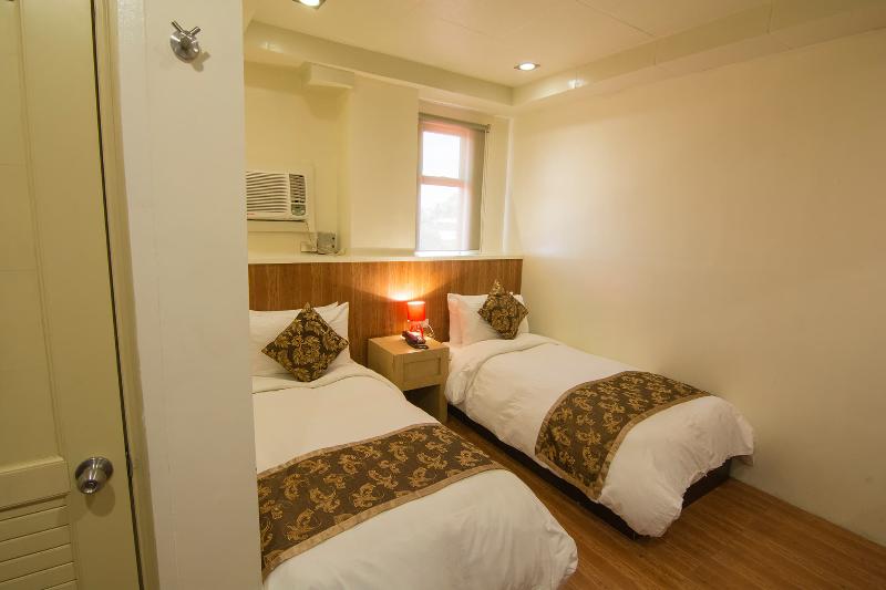 Hotel Carmelita image