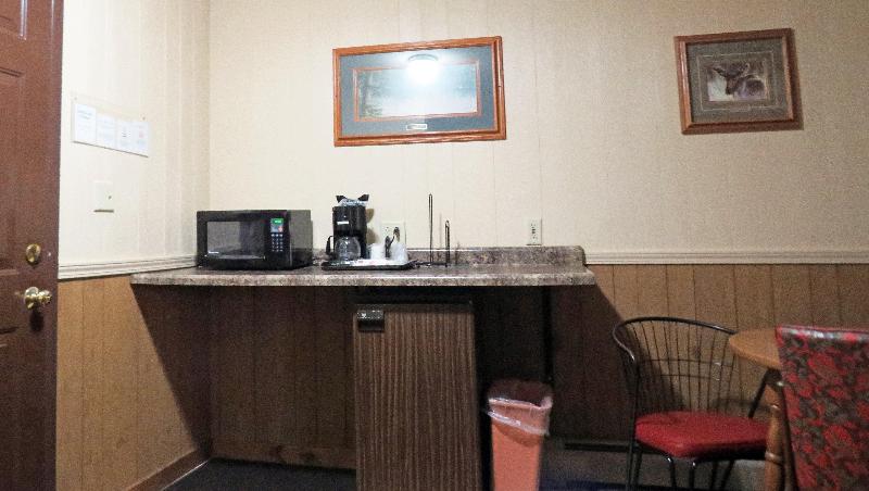 Indianhead Ironwood Hotel image