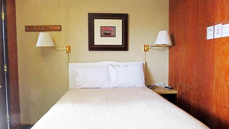 Indianhead Ironwood Hotel image