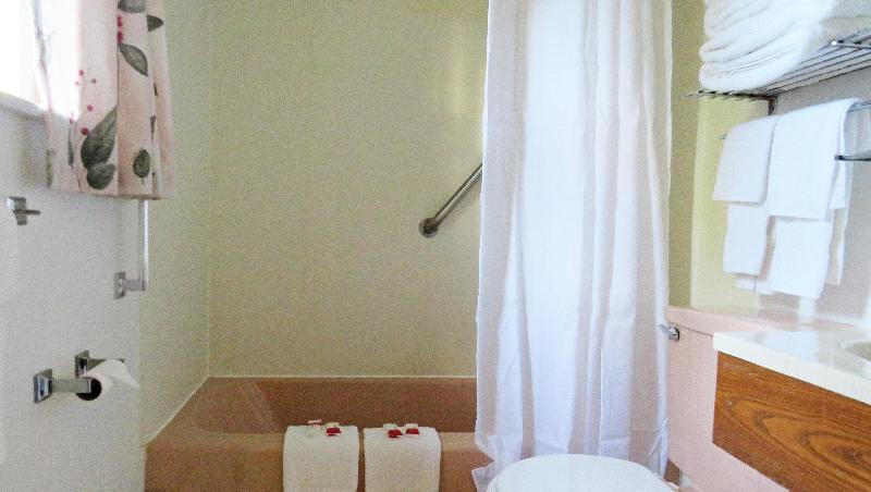 Indianhead Ironwood Hotel image