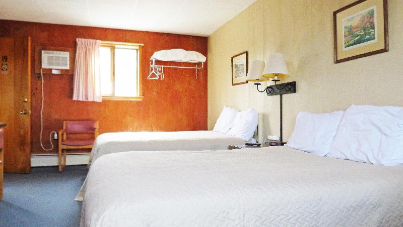 Indianhead Ironwood Hotel image