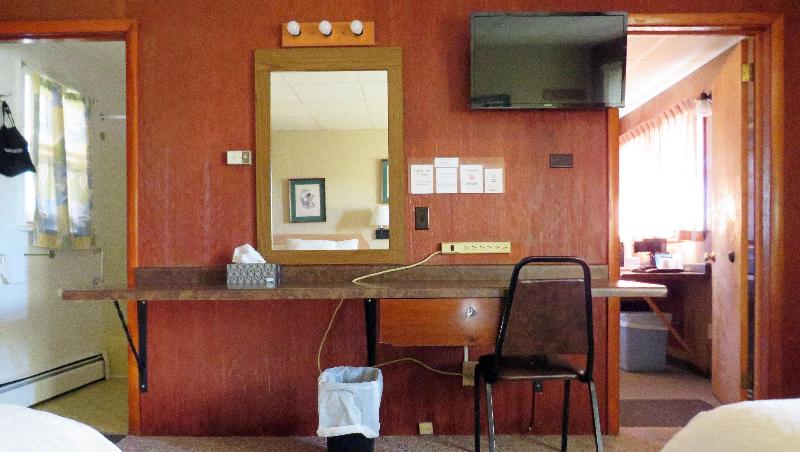 Indianhead Ironwood Hotel image