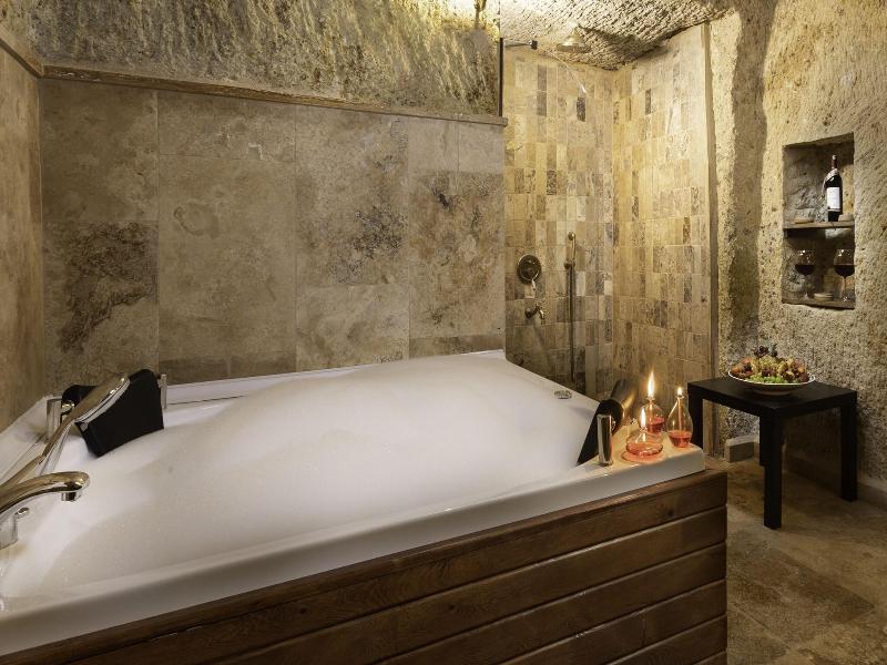 Kayata Cave Suites image
