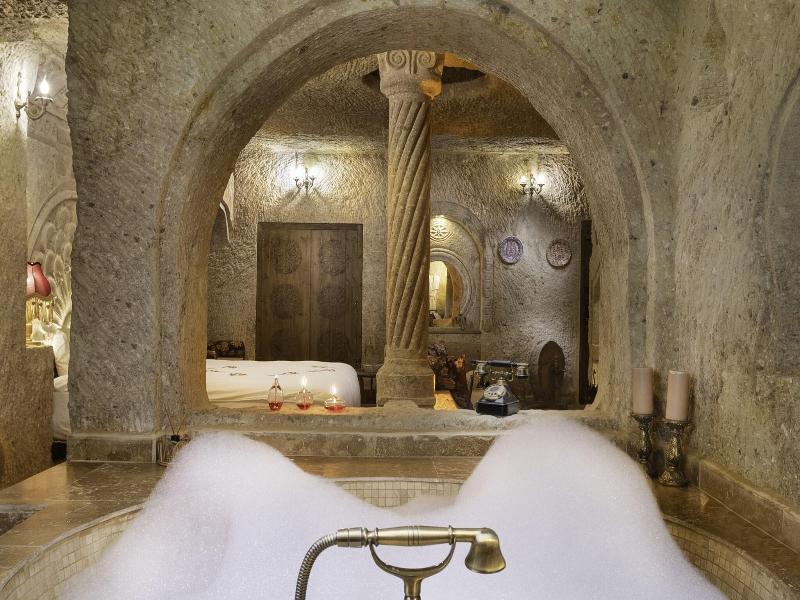 Kayata Cave Suites image
