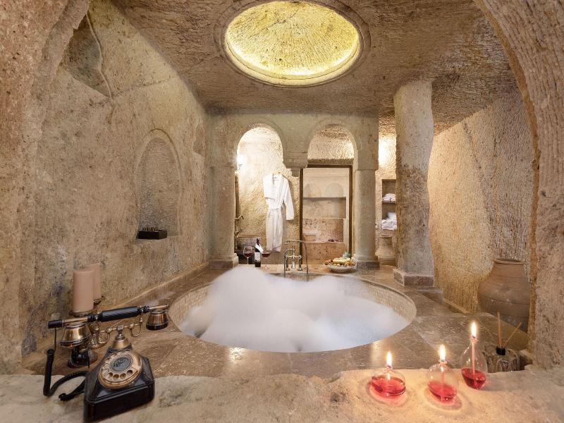 Kayata Cave Suites image