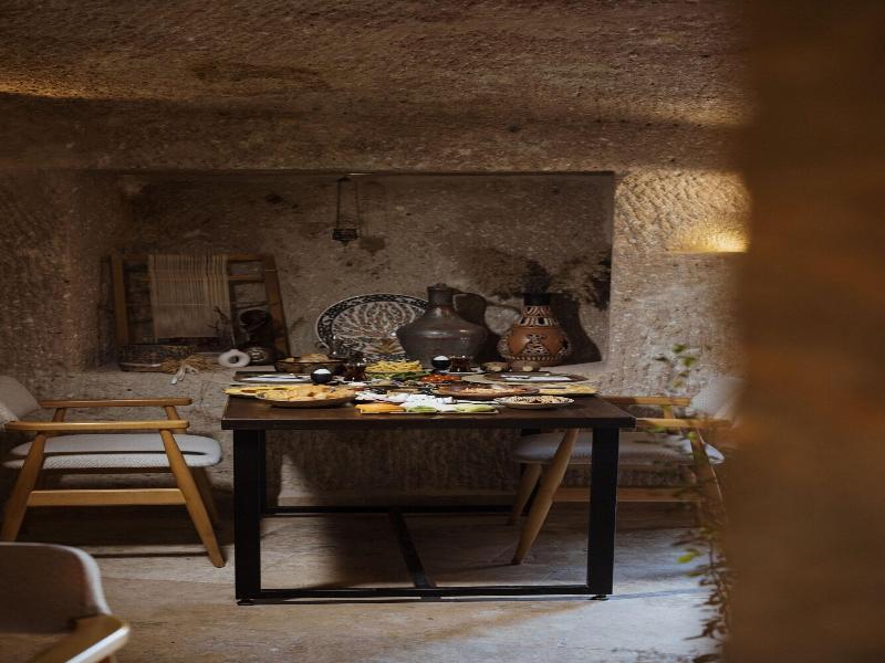 Kayata Cave Suites image