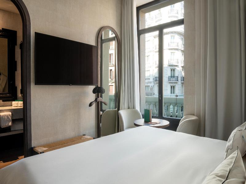 Hotel Montera Madrid, Curio Collection by Hilton image