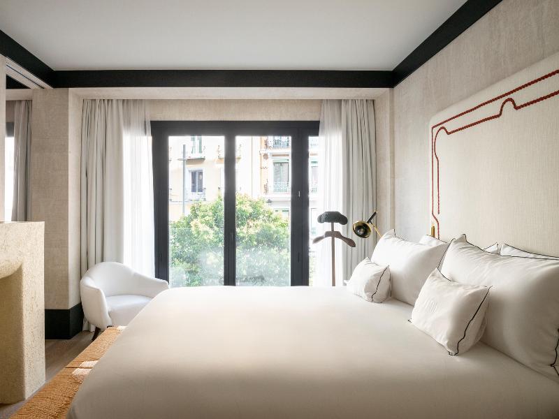 Hotel Montera Madrid, Curio Collection by Hilton image