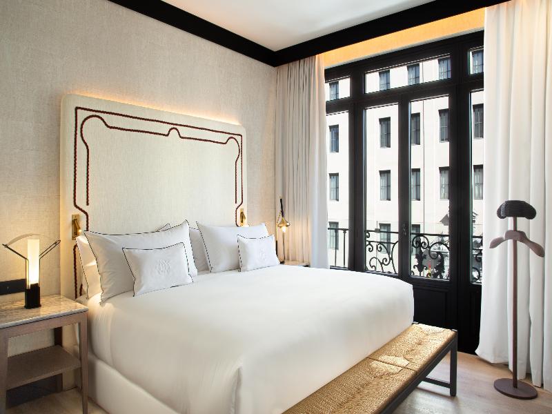 Hotel Montera Madrid, Curio Collection by Hilton image