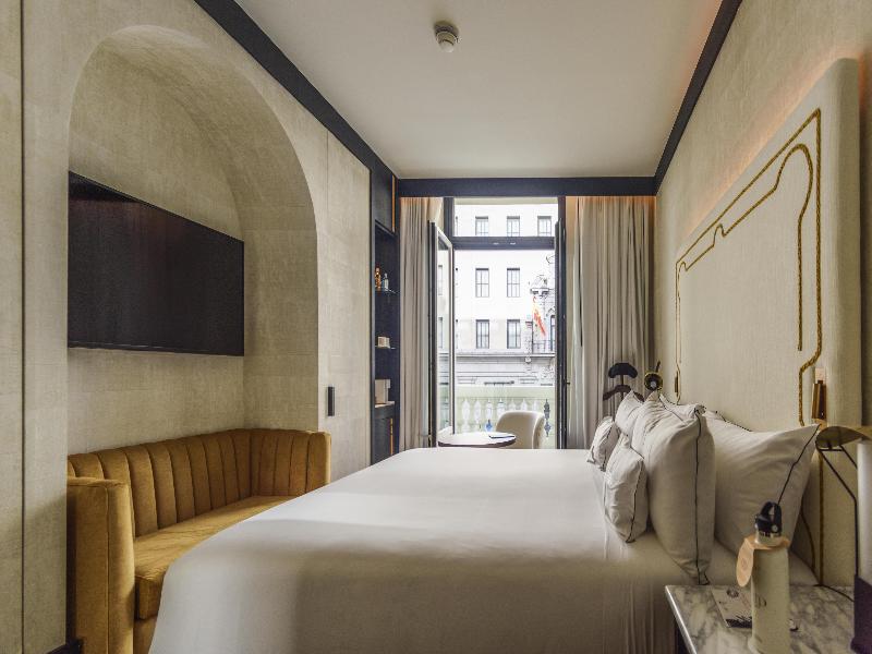 Hotel Montera Madrid, Curio Collection by Hilton image
