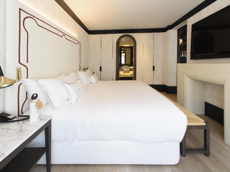 Hotel Montera Madrid, Curio Collection by Hilton image