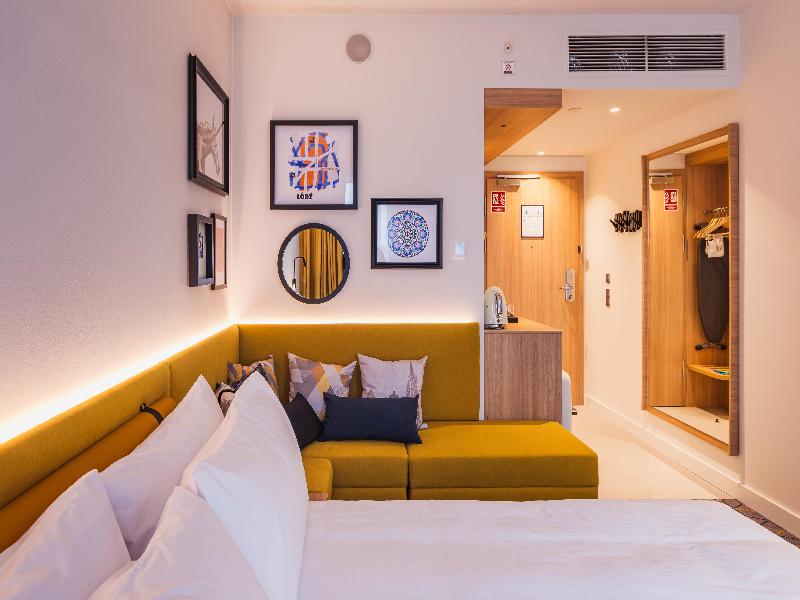 Hampton by Hilton Lodz City Center image