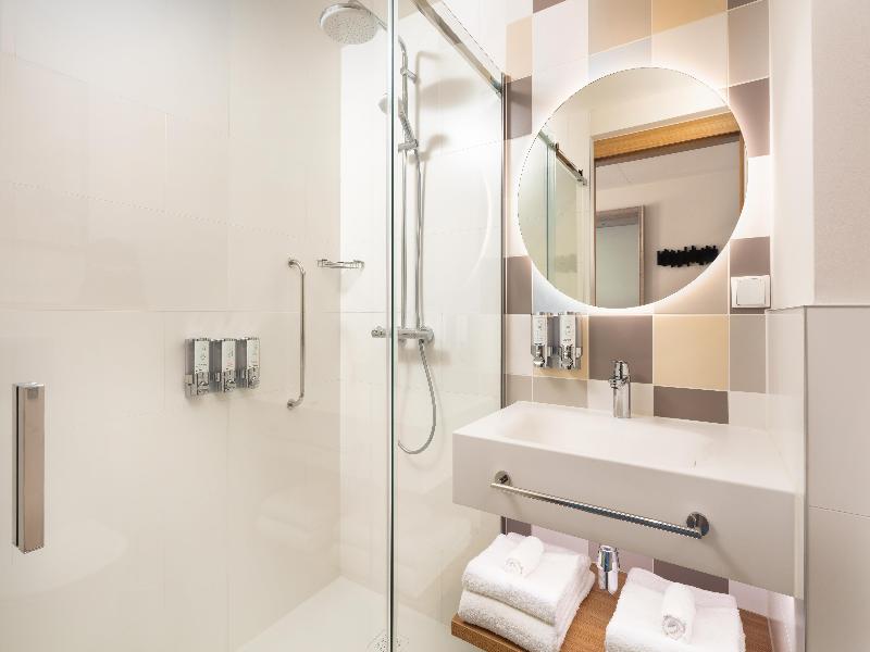 Hampton by Hilton Lodz City Center image
