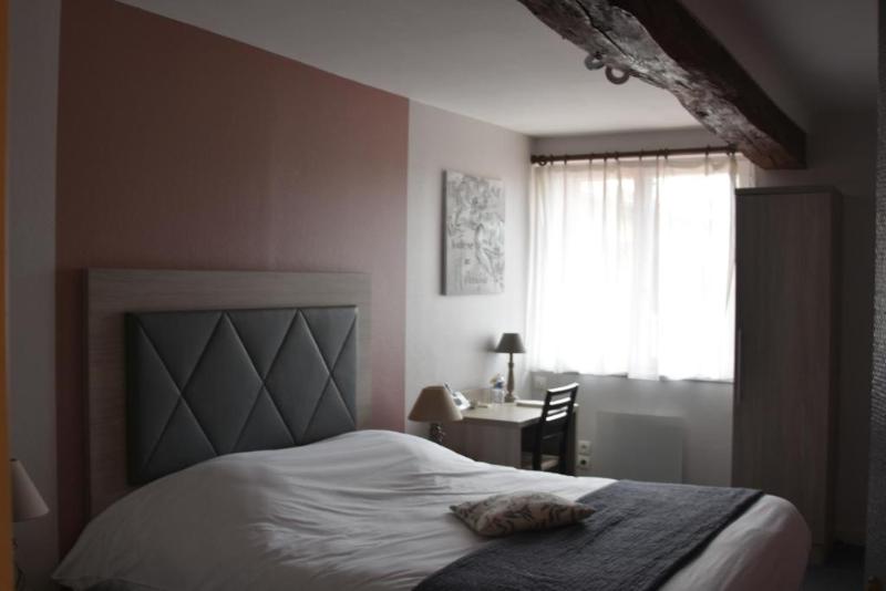 Logis Auberge du Cheval Blanc image